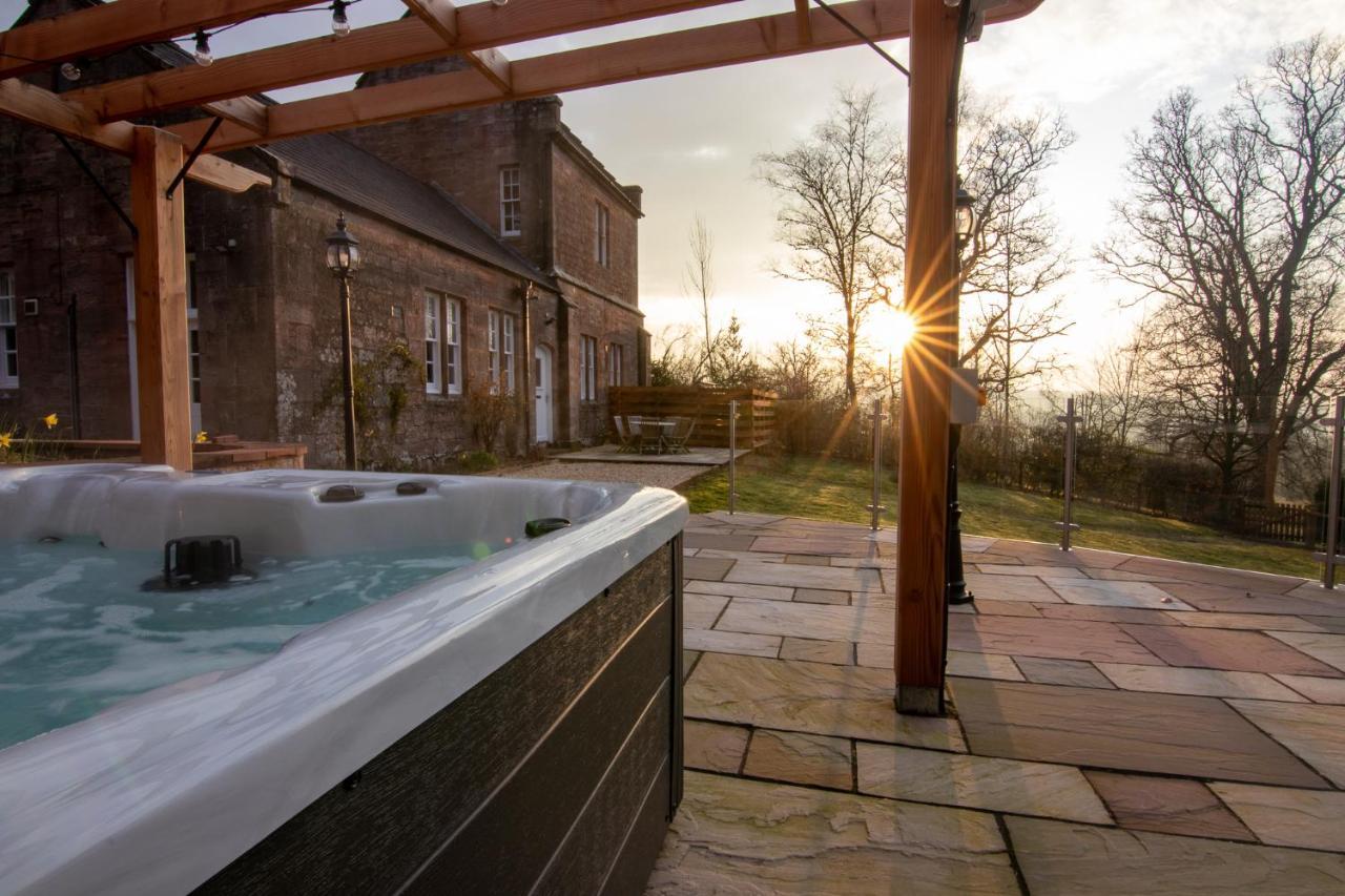 Laundry Cottage: Drumlanrig Castle Thornhill  Buitenkant foto