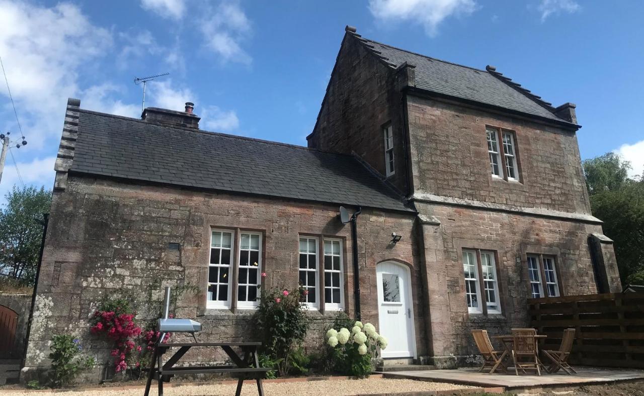 Laundry Cottage: Drumlanrig Castle Thornhill  Buitenkant foto